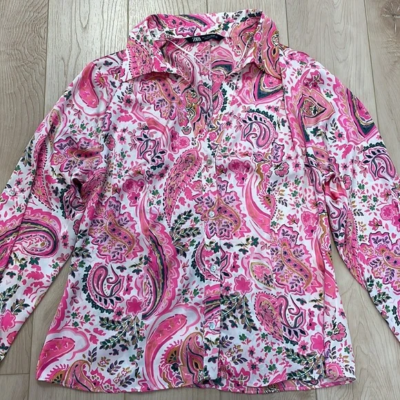 Zara Pink Paisley Print Satin Button Front Collared Shirt, sz L - Picture 2 of 13